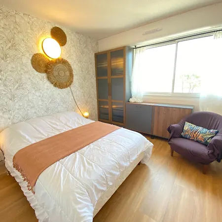 A146 2 Pieces Luminuex Vue Parking Moulleau *