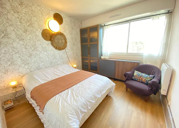 A146 2 Pieces Luminuex Vue Parking Moulleau *